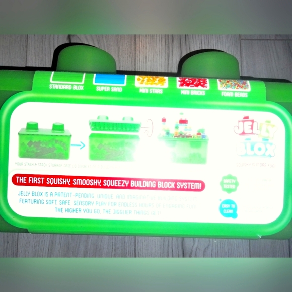 Stash 'n Stack Green Toy Set Jelly BLOX NWT Sealed Building Blocks - Picture 2 of 4